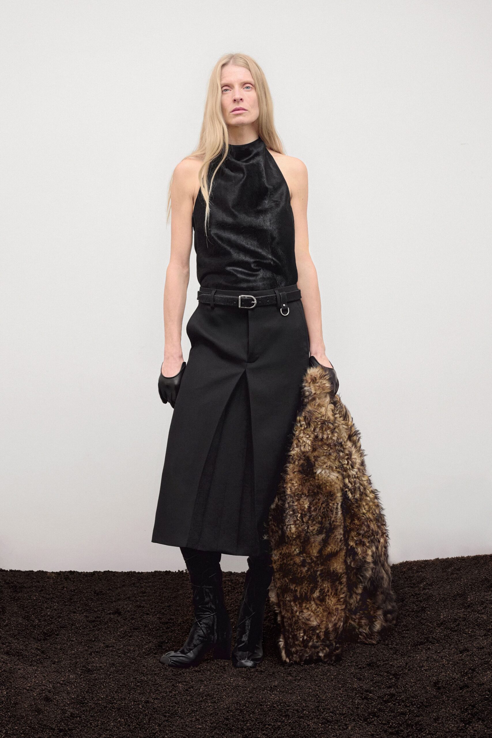 Ilenia Durazzi Presents a Disciplined Vision in a Contemporary Arcadia