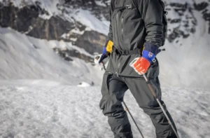 PSIA-AASI Welcomes Hestra as Premier Partner for Gloves and Mittens, Elevating Professional Standards in Snow Sports